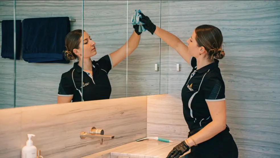 Why a Bigger Cleaning Team Isn’t a Safer One